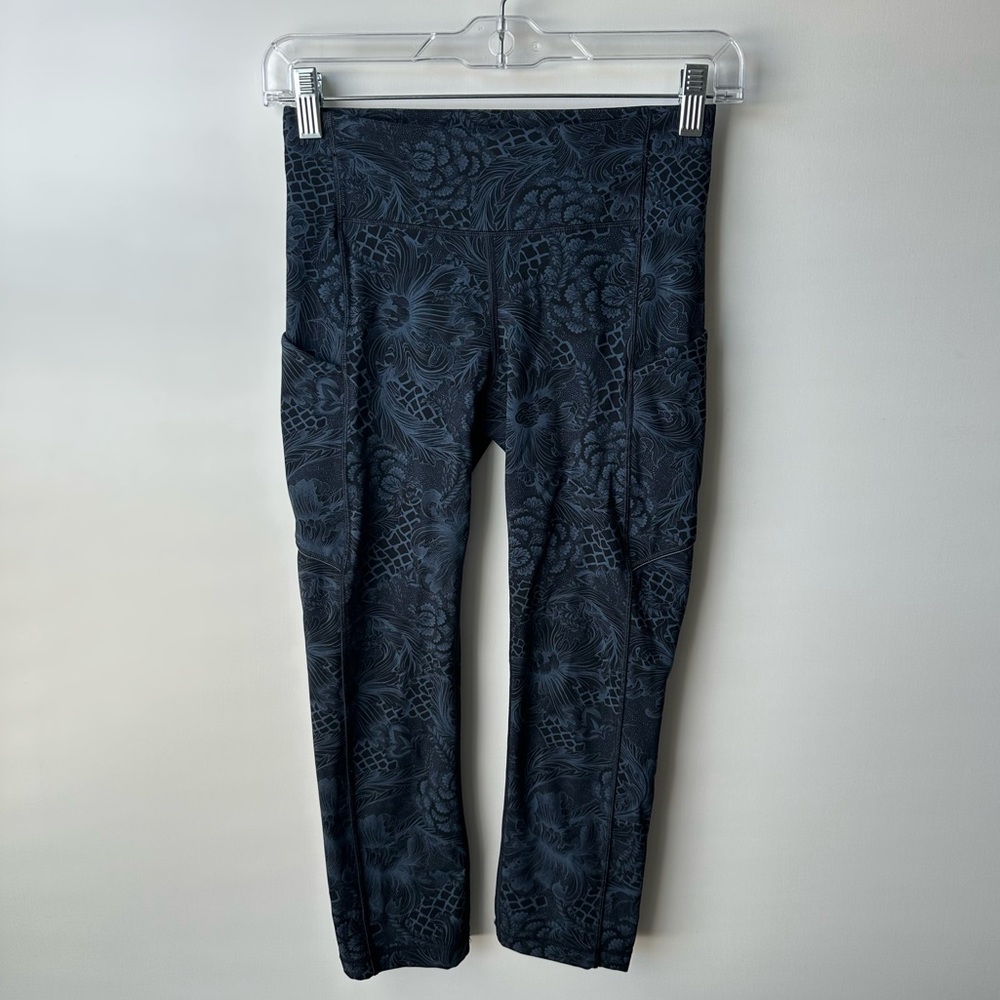 Lululemon Speed Up Crop 21” - Picture 4 of 9